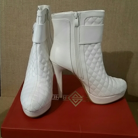 Forever Shoes - White Booties